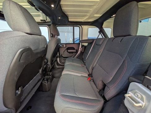Certified 2024 Jeep Wrangler Rubicon image 11