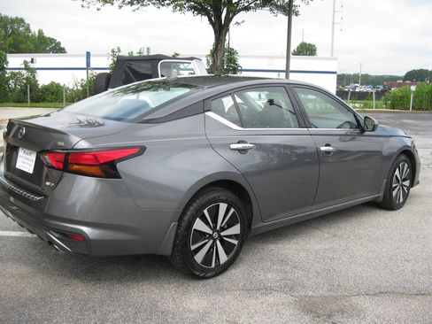 Used 2019 Nissan Altima 2.5 SL AWD/4WD image 8