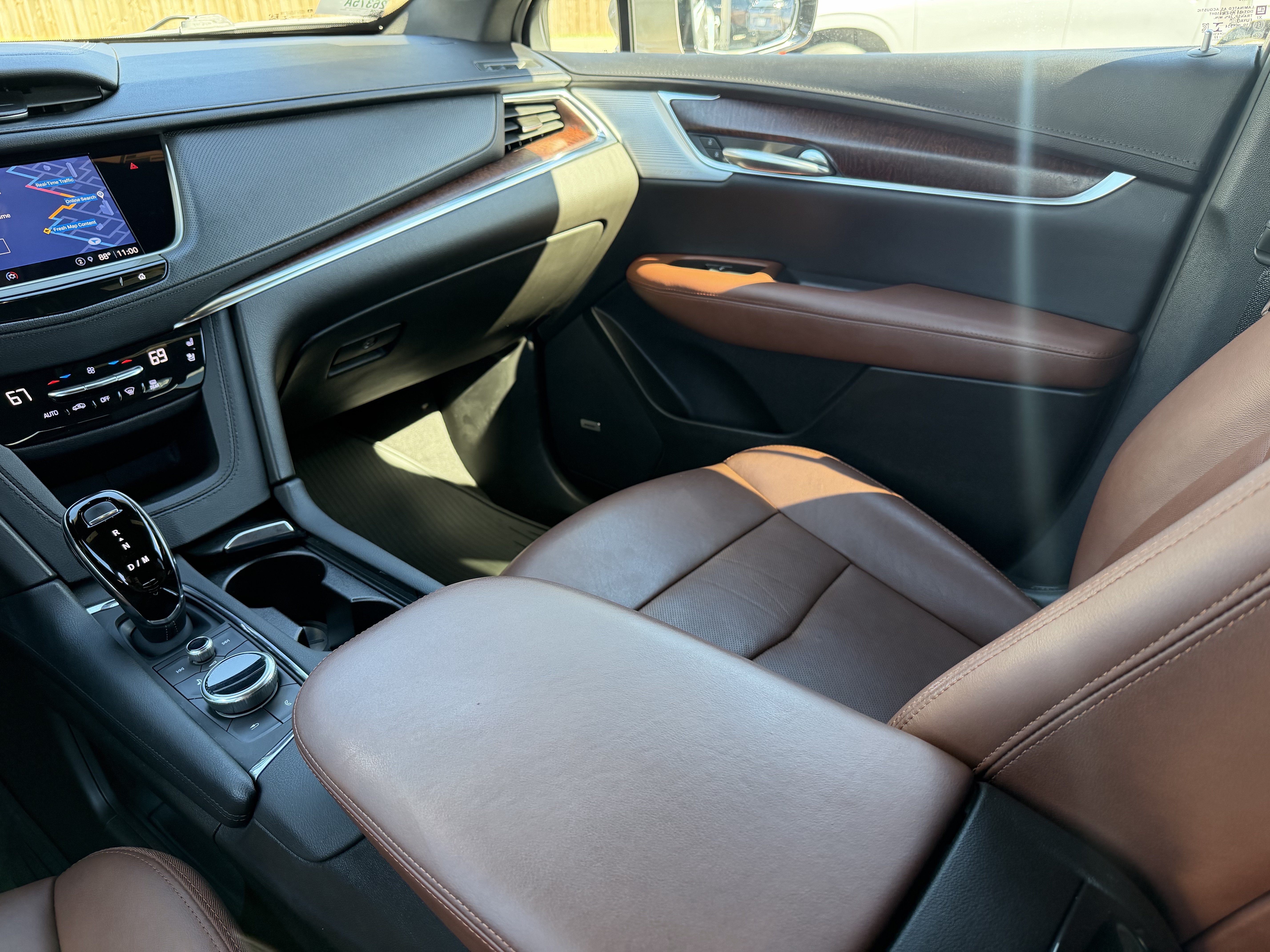 Certified 2023 Cadillac XT5 Premium Luxury w/ Technology Package AWD/4WD image 17