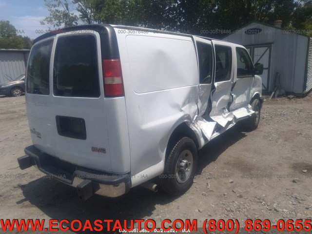Used 2015 GMC Savana 2500 RWD image 2