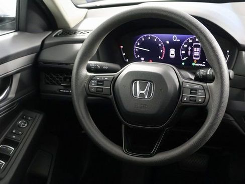 Certified 2025 Honda Accord LX image 10