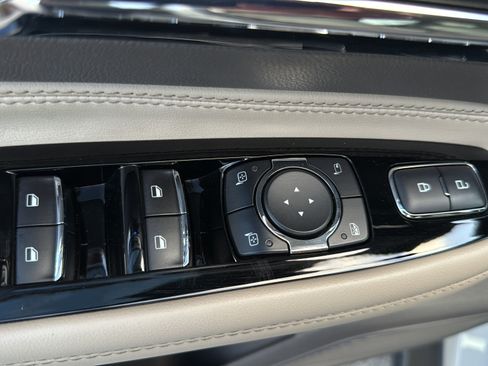 Used 2022 Lincoln Corsair FWD w/ Premium Package image 11