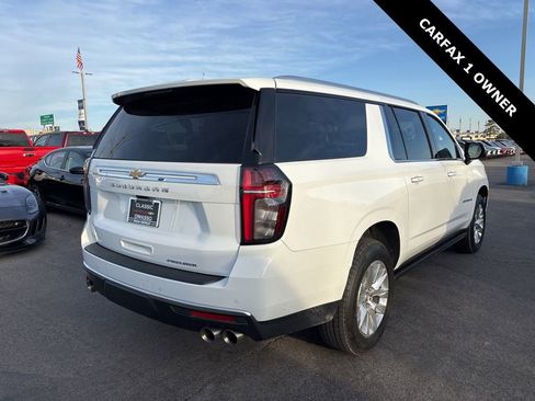 Used 2023 Chevrolet Suburban Premier w/ Premium Package image 2