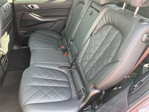 Used 2025 BMW X7 xDrive40i w/ Parking Assistance Package image 20