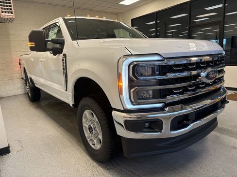 New 2026 Ford F350 XLT w/ XLT Premium Package image 10
