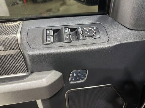 Used 2018 Ford F150 Raptor w/ Equipment Group 802A Luxury image 13