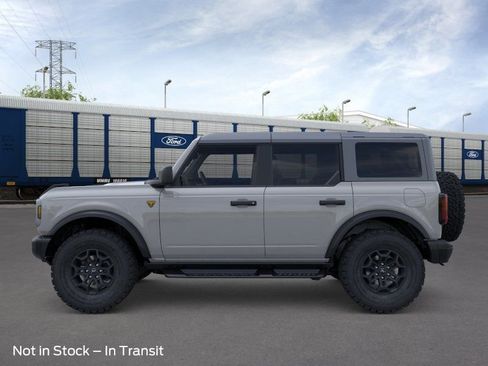 New 2026 Ford Bronco Badlands AWD/4WD image 3
