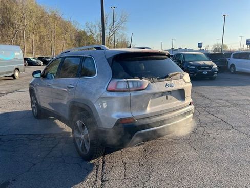 Used 2019 Jeep Cherokee Limited image 4