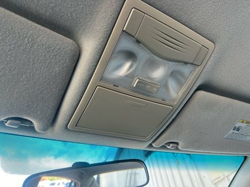 Used 2006 Toyota Avalon XL FWD image 14