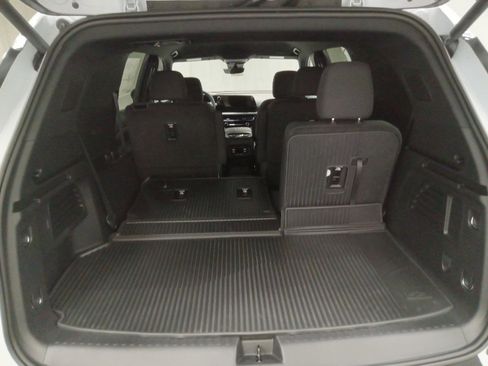 New 2026 Chevrolet Traverse LT w/ Driver Confidence Package image 4