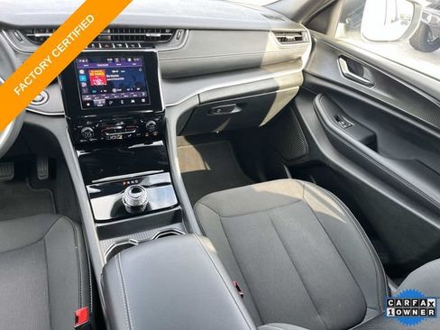 Used 2025 Jeep Grand Cherokee L Laredo w/ Luxury Tech Group I AWD/4WD image 13