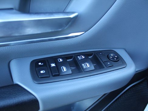 Used 2022 RAM 1500 Lone Star image 15