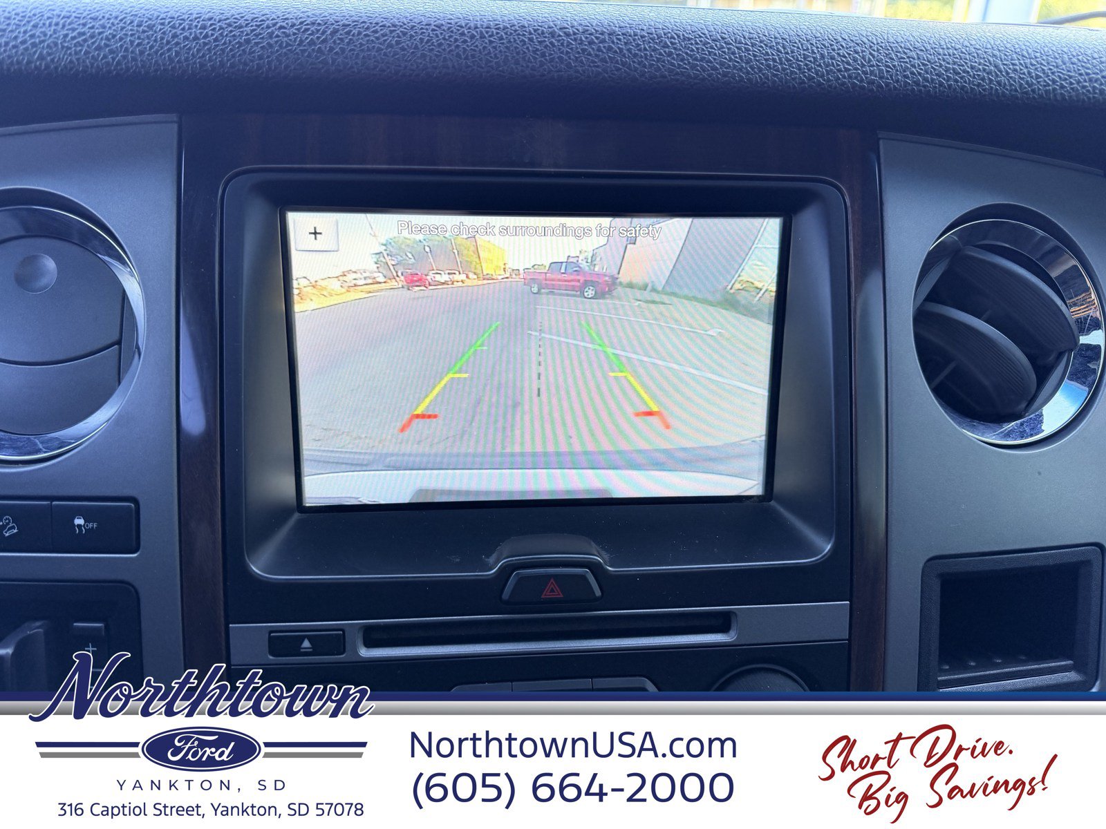 Used 2016 Ford Expedition Platinum AWD/4WD image 24