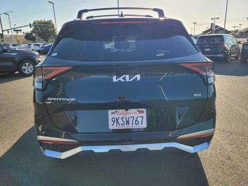 Used 2024 Kia Sportage SX AWD/4WD image 5