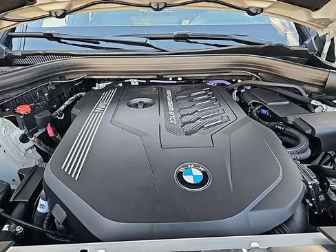 Used 2023 BMW X3 M40i w/ Premium Package image 16