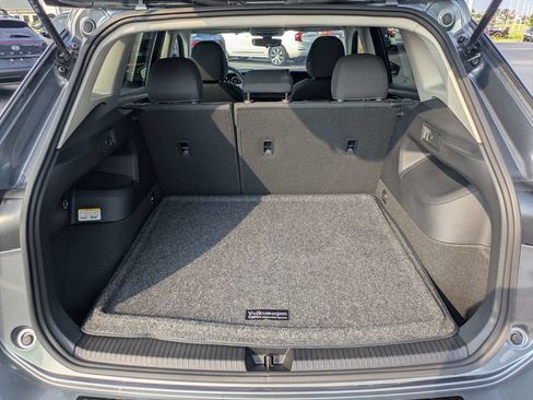 Used 2025 Volkswagen Tiguan S FWD image 14