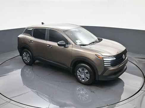 New 2026 Nissan Kicks S image 25