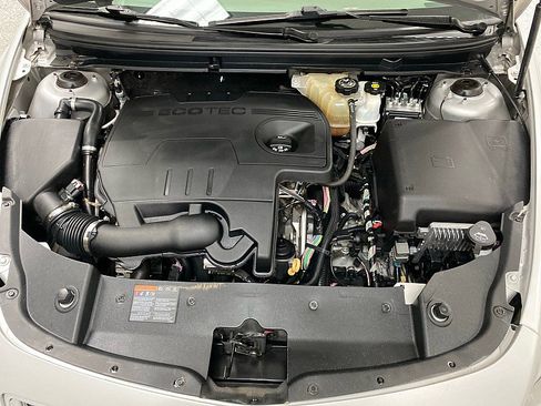 Used 2011 Chevrolet Malibu LS image 20