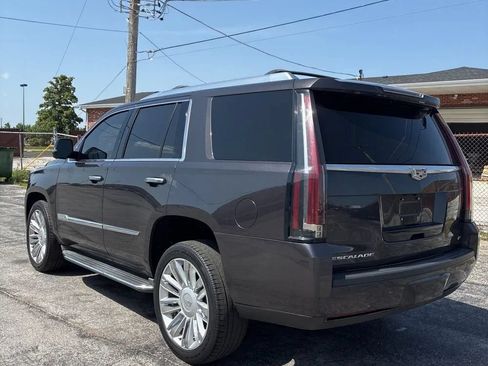 Used 2015 Cadillac Escalade Platinum AWD/4WD image 5