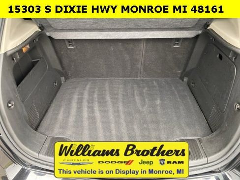 Used 2018 Buick Encore Premium w/ Experience Buick Package image 27