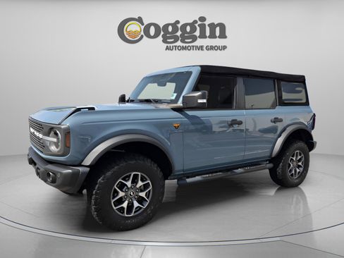 Used 2022 Ford Bronco Badlands AWD/4WD image 1