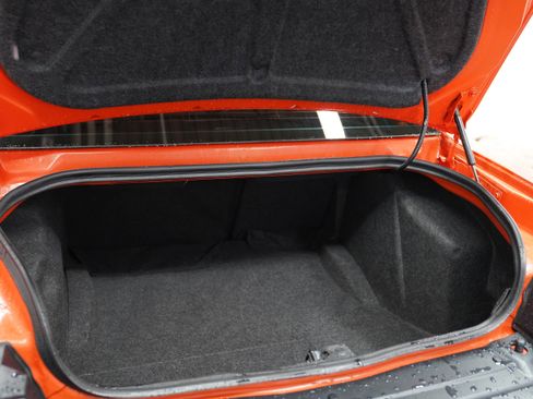 Used 2021 Dodge Challenger SRT Hellcat Redeye image 6