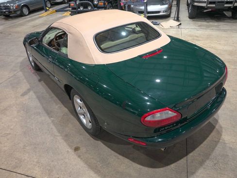 Used 2000 Jaguar XK8 Convertible RWD image 30
