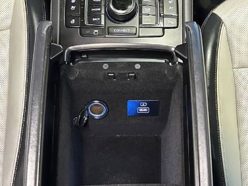 Used 2019 Genesis G80 3.3T Sport image 31