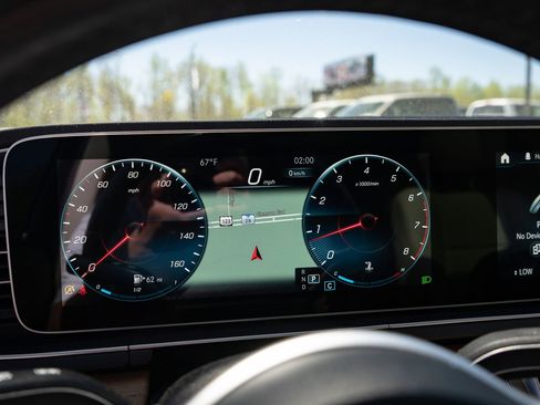 Used 2021 Mercedes-Benz GLE 350 image 28