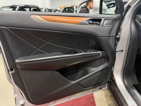 Used 2016 Lincoln MKC Reserve w/ Lincoln MKC Climate Package image 17