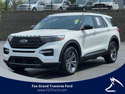 Certified 2024 Ford Explorer XLT w/ Equipment Group 202A