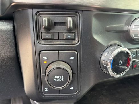 Used 2024 Ford F250 Lariat w/ Lariat Ultimate Package AWD/4WD image 26