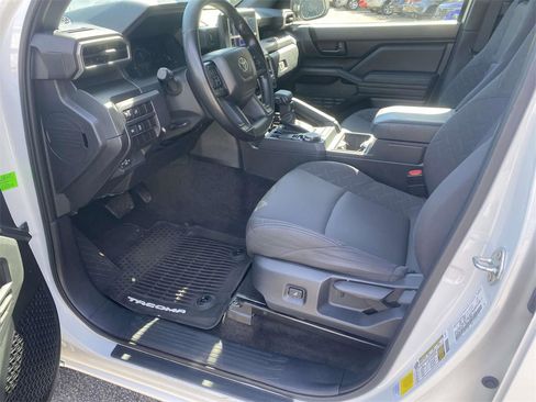 Used 2024 Toyota Tacoma SR image 14