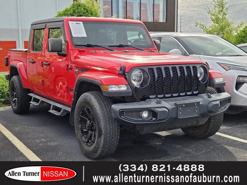 Used 2022 Jeep Gladiator Sport AWD/4WD image 1