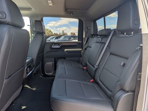 New 2026 GMC Sierra 3500 Denali w/ Denali Reserve Package AWD/4WD image 35