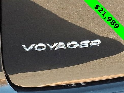 Certified 2023 Chrysler Voyager LX image 31