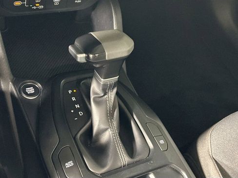 Used 2025 Kia K4 LXS image 17