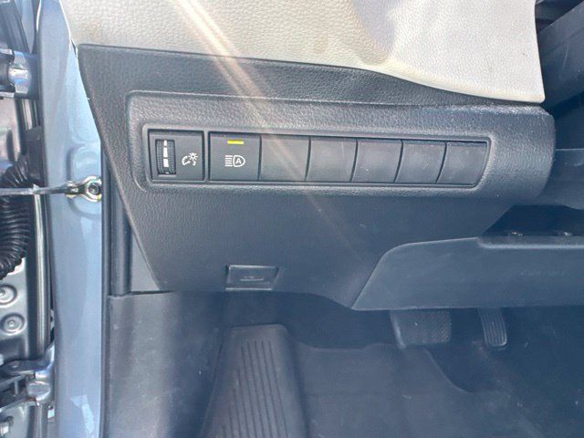 Used 2023 Toyota Corolla LE FWD image 17