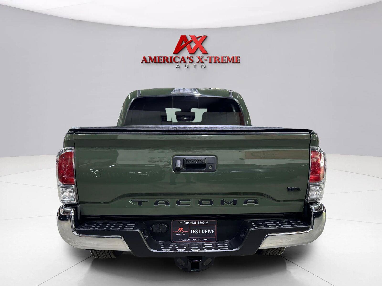 Used 2022 Toyota Tacoma TRD Off-Road AWD/4WD image 6