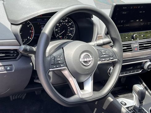 New 2026 Nissan Altima 2.5 SV w/ SV Special Edition Package FWD image 10