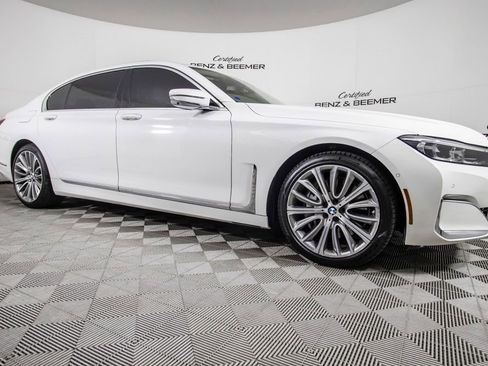 Used 2022 BMW 750i xDrive AWD/4WD image 2