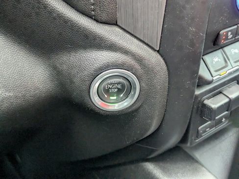 Used 2019 GMC Sierra 1500 Denali w/ Technology Package image 32