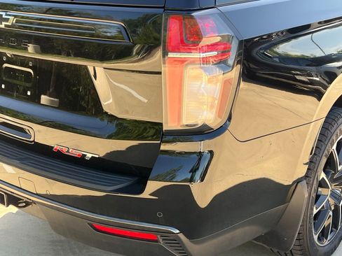 Used 2021 Chevrolet Tahoe RST w/ Luxury Package AWD/4WD image 14