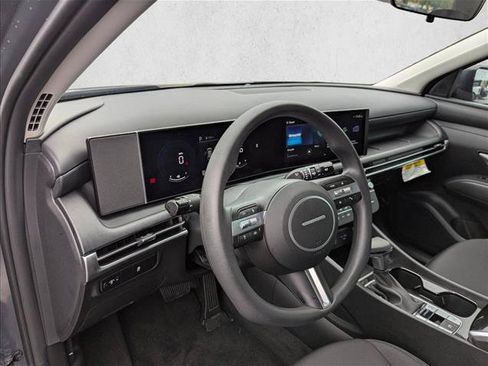 Certified 2026 Hyundai Tucson SE FWD image 12