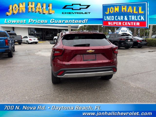 Used 2024 Chevrolet Trax LT w/ Driver Confidence Package FWD image 8