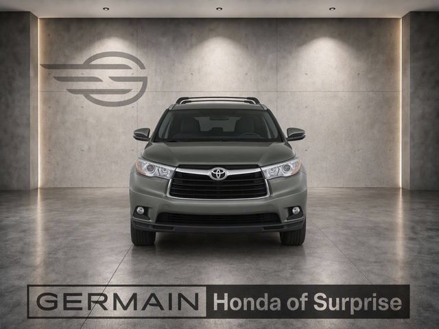 Used 2016 Toyota Highlander XLE FWD image 9
