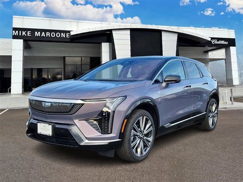 New 2026 Cadillac Optiq Luxury 2 image 4