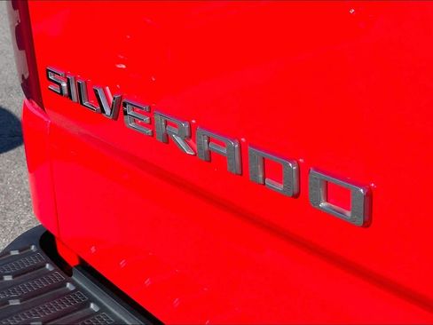 Used 2019 Chevrolet Silverado 1500 LT Trail Boss image 30