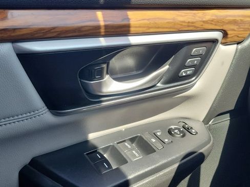 Used 2019 Honda CR-V EX-L image 17