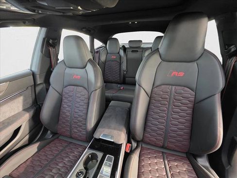 New 2025 Audi RS 7 Performance image 11